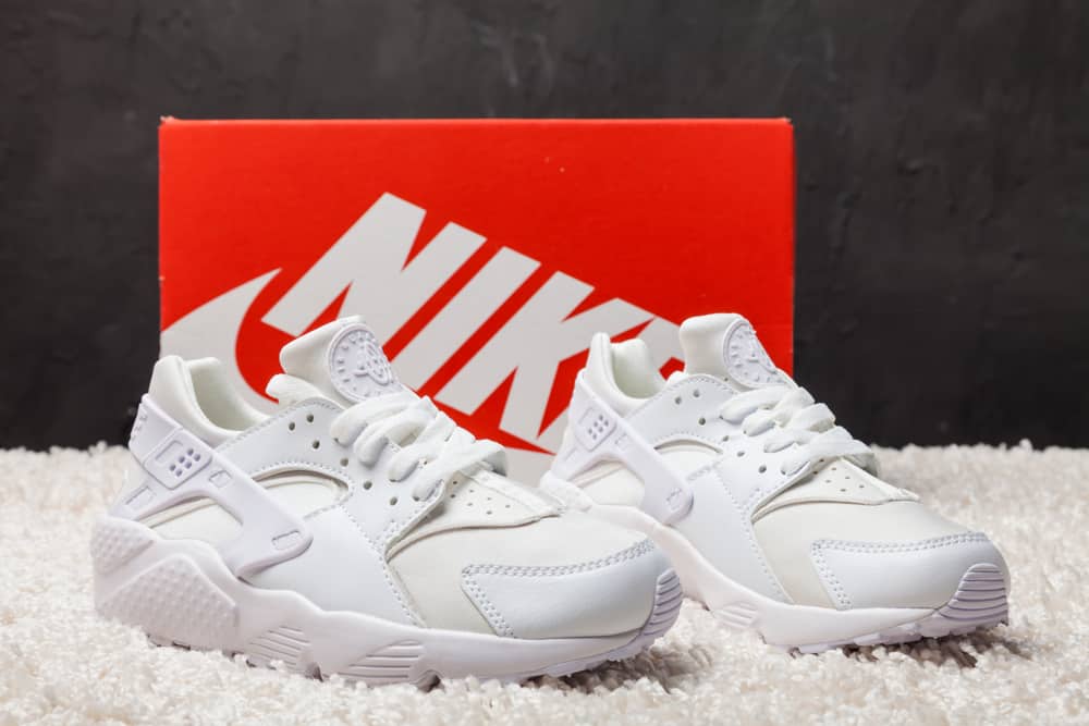 How To Clean White Huaraches: Effective Methods