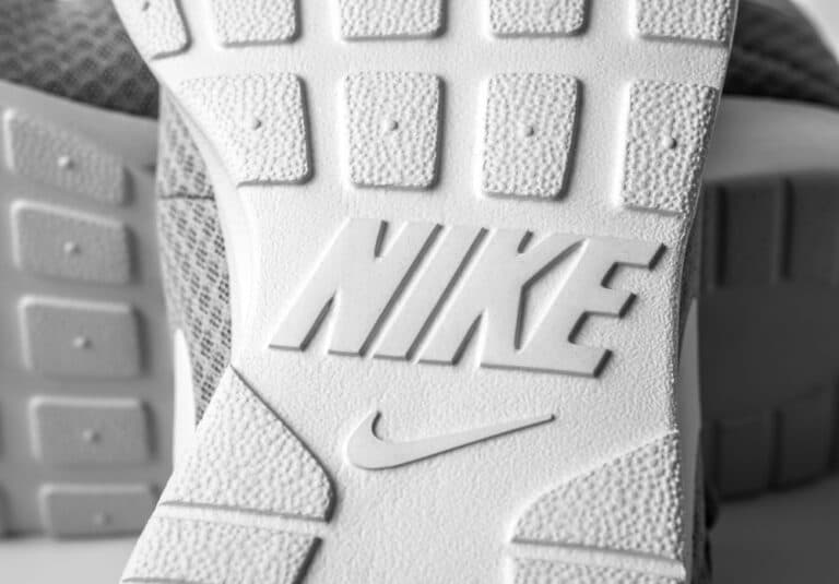 How To Clean White Huaraches 5 Effective Methods