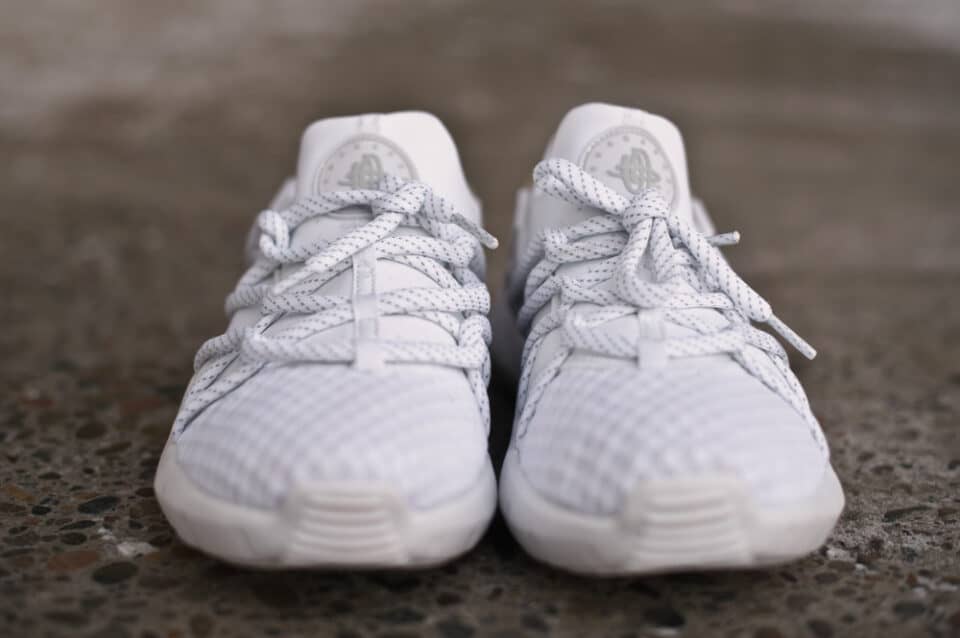 how to make white huaraches white again
