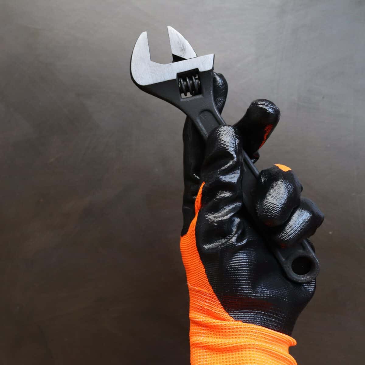 14 Best Mechanic Gloves To Protect Your Working Hands