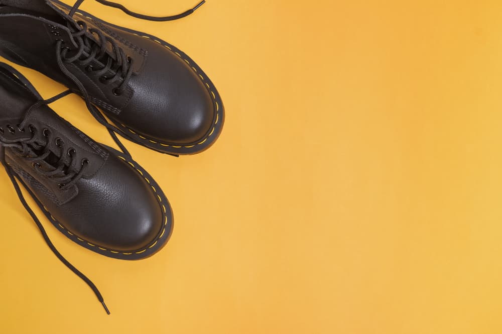 How To Darken Leather Boots: 10 Super Easy Ways