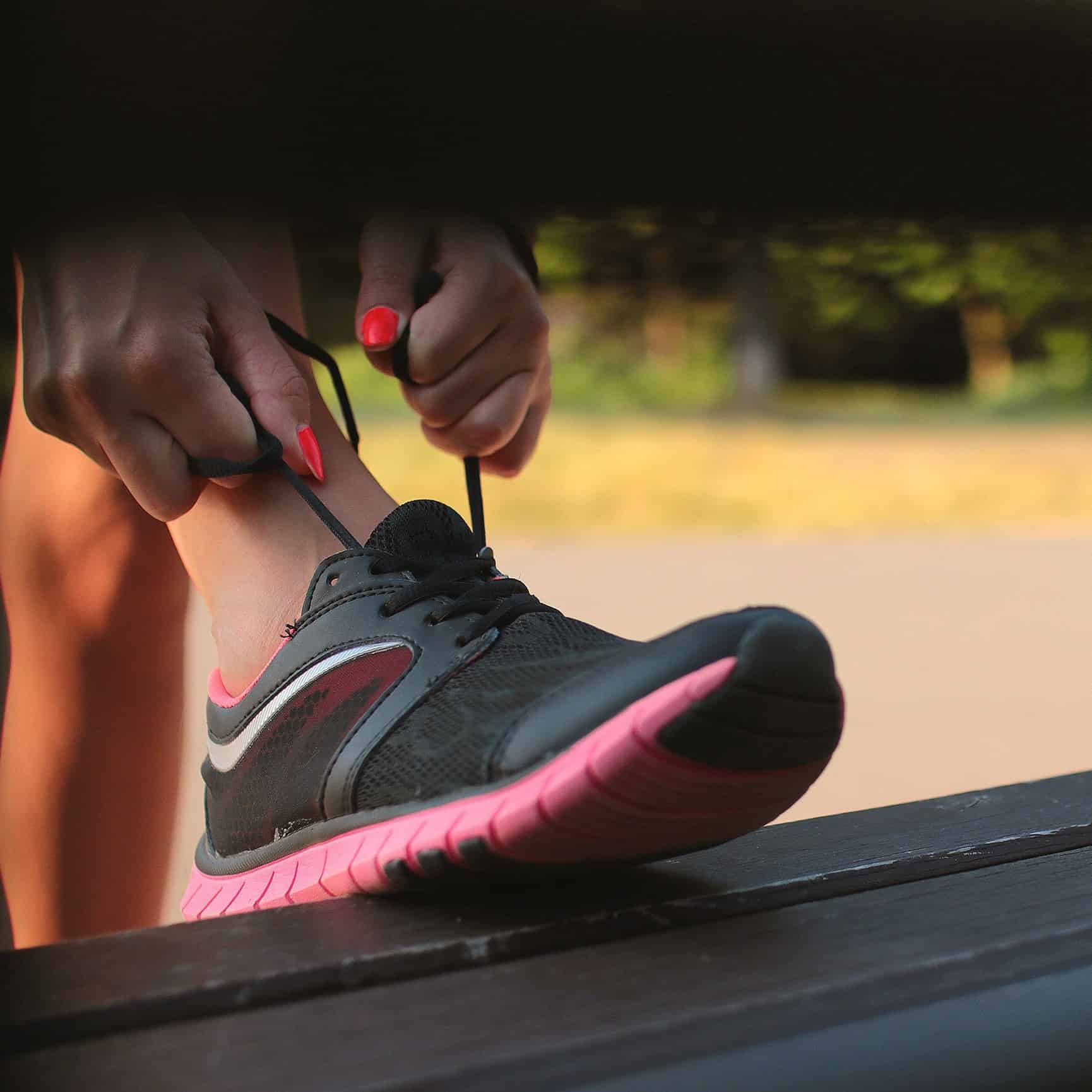 10 Best Shoes For Beginner Overweight Runners: Comfy And Fit