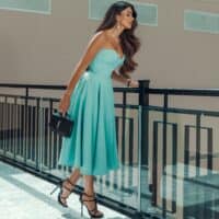 what color shoes to wear with light blue dress