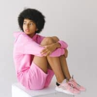 what to wear with pink sneakers