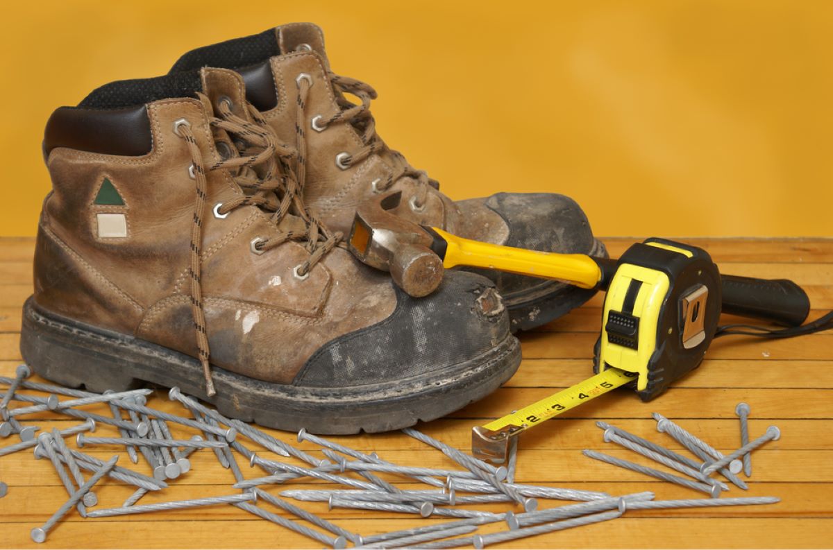 Steel Toe Vs. Alloy Toe Boots: The Battle Of Safety