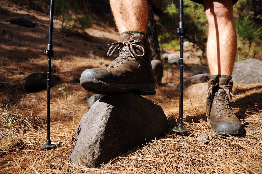 10 Best Hiking Shoes For Flat Feet To Keep You Comfortable