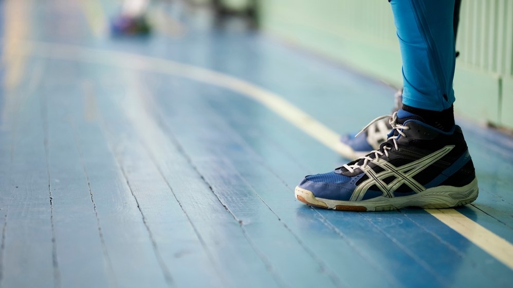 Schuh-Krise: Kann man Basketballschuhe für Volleyball verwenden?