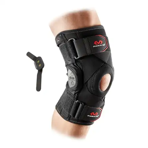 McDavid PSII Bi-Lateral Geared Polycentric Hinged Knee Brace Support, verbessert die mediale und laterale Stabilität, reduziert Verletzungen und unterstützt die Genesung, Schwarz, Small