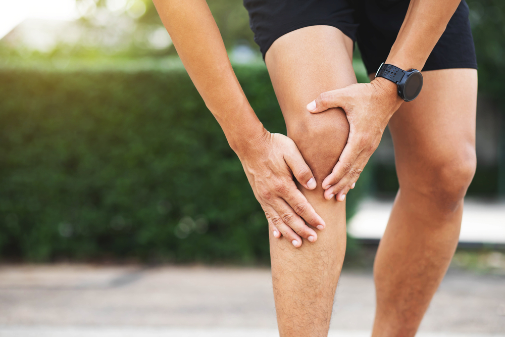Die Archnemesis der Körperhaltung Können Plattfüße Knieschmerzen verursachen?