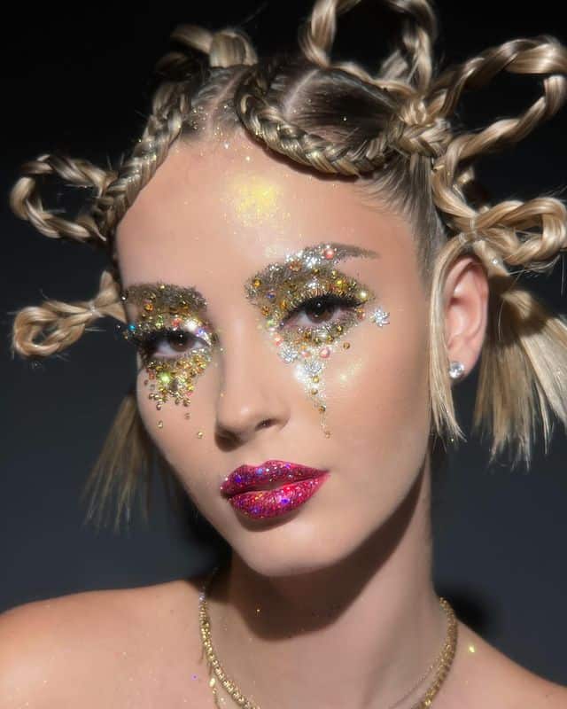 22 Dazzling Gold Eyeshadow Looks You'll Want to Try