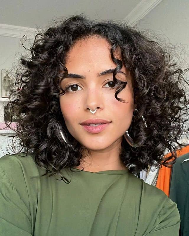 21 Gorgeous Curly Hairstyles To Flatter Your Face