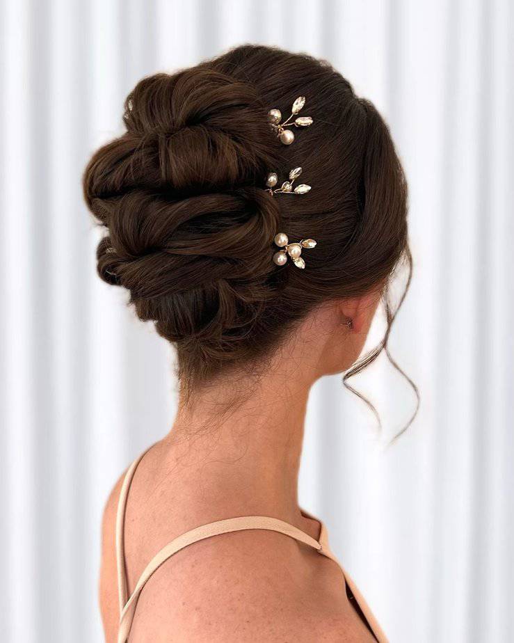 20 Bun Hairstyles That Are An Absolute Bun-dle Of Joy