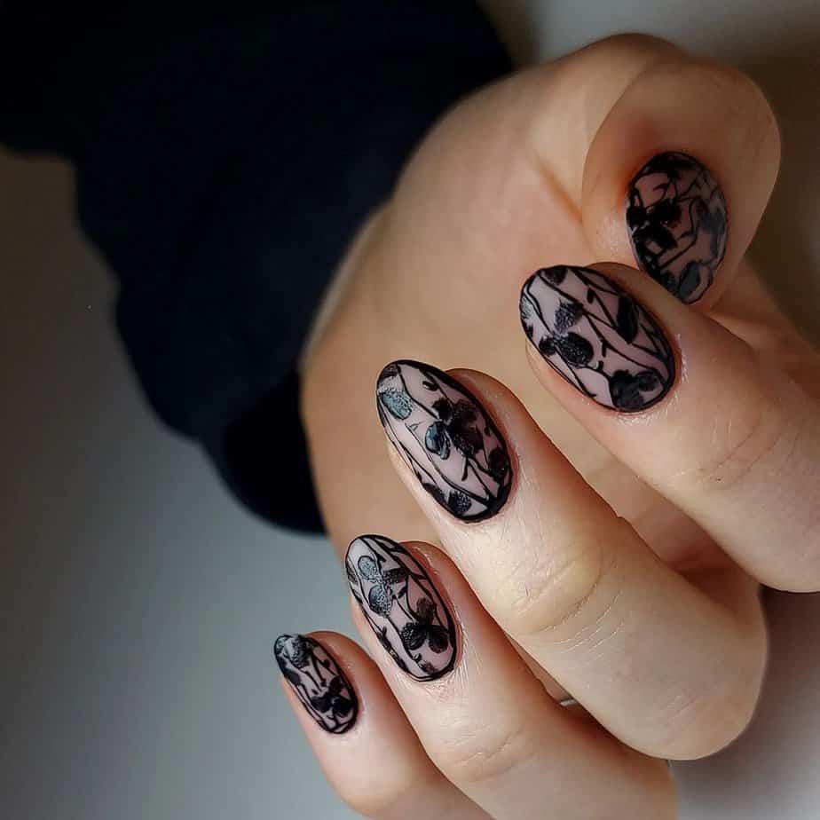 20 Incredible Ideas For Black Nails For The Modern Woman