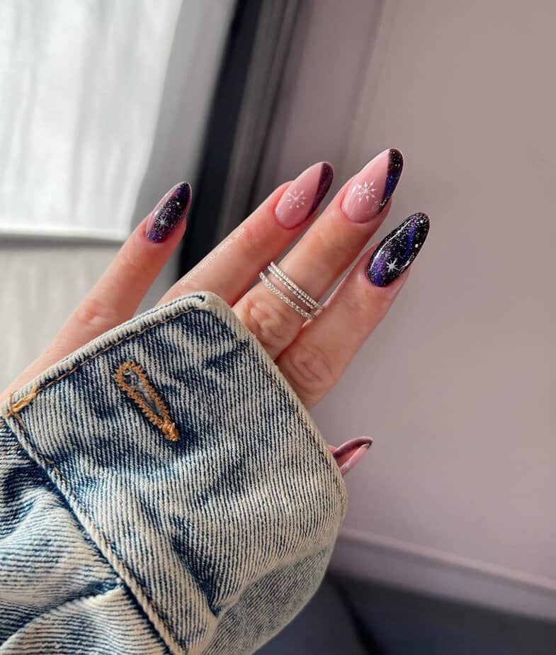 18 Astonishing Galaxy Nails To Feel Like You're In Outer Space