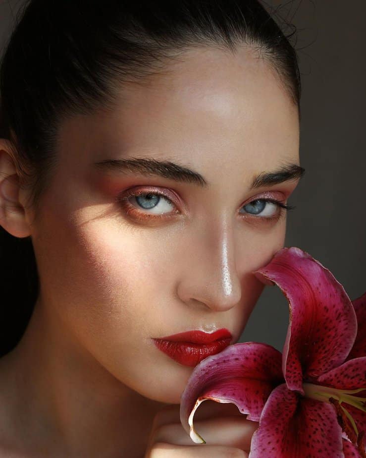 20 Red Carpet-Ready Red Lipstick Makeup Looks