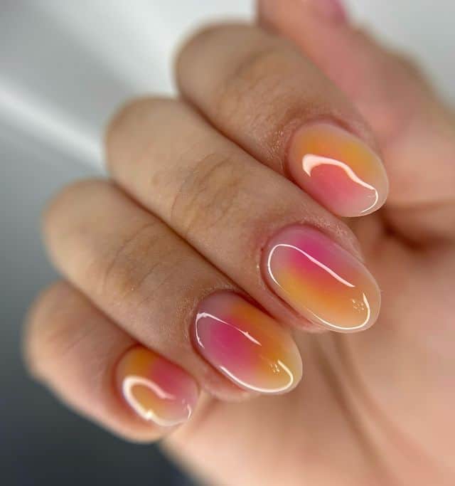 18 Captivating Aura Nails You'll Want To Copy