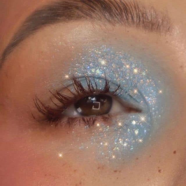 20 Magnificent Glitter Eyeshadow Looks Perfect For Any Party