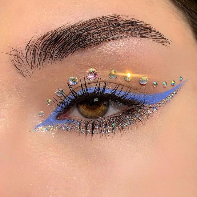 20 Magnificent Glitter Eyeshadow Looks Perfect For Any Party