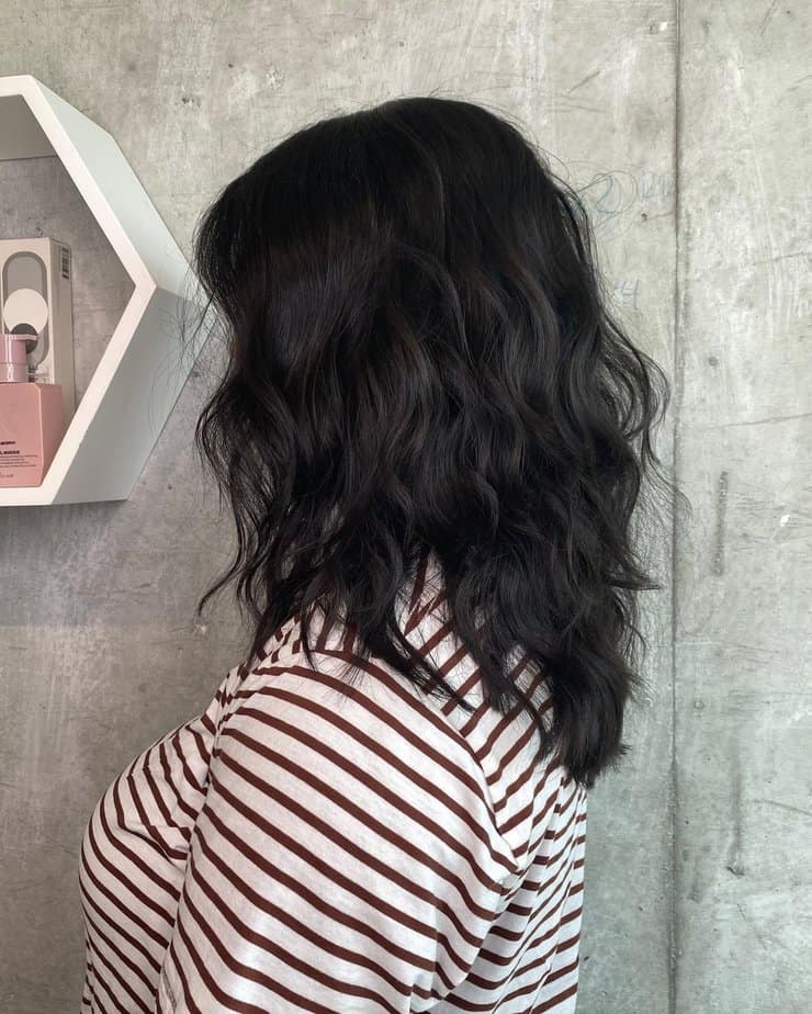 18 Stunning Haircuts for Wavy Hair You Will Love