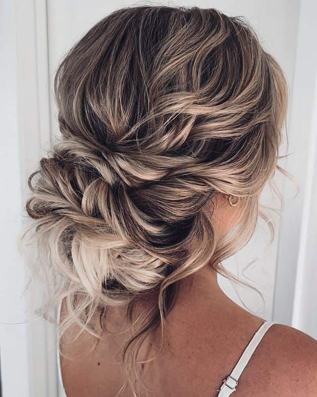 18 Dreamy Bohemian Hairstyles For A Chic Look