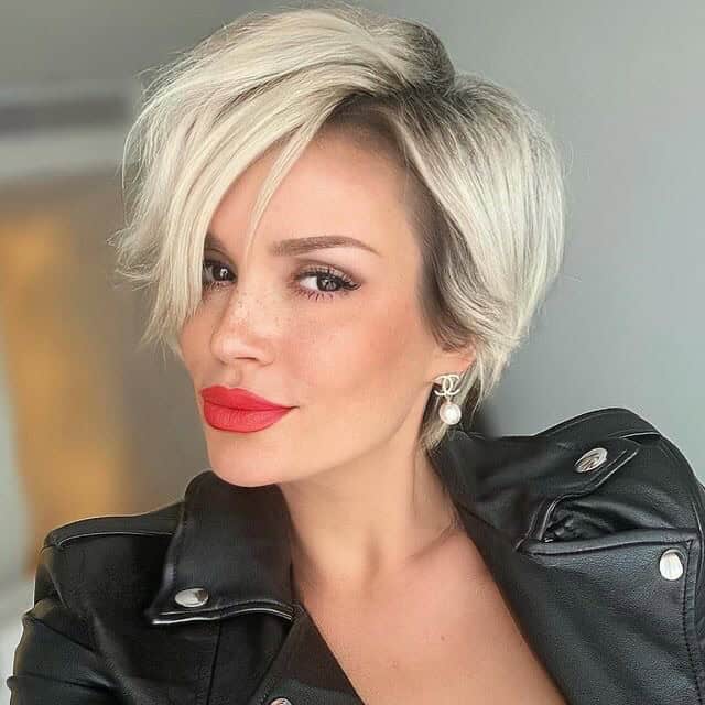 40 Wonderful Wavy Pixie Cut Hairstyles to Make Waves