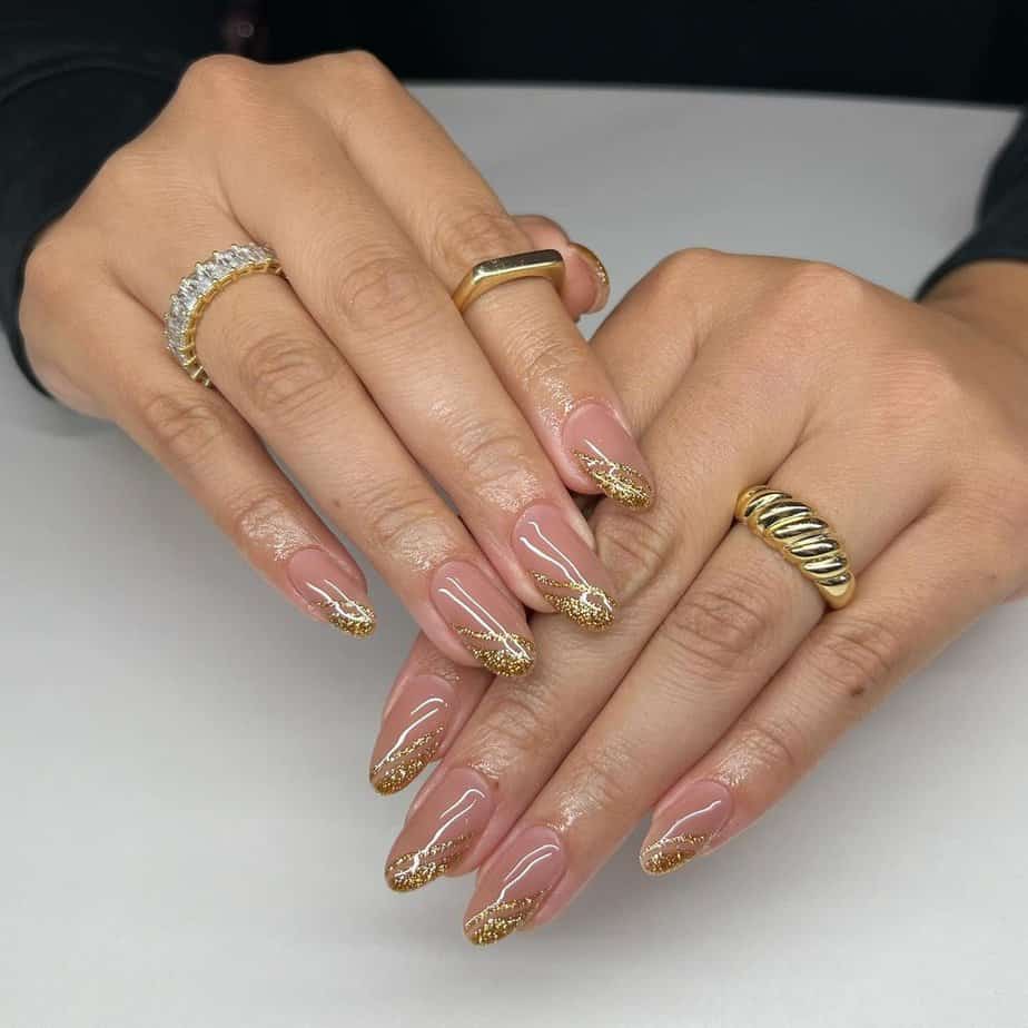 36 Glorious Gold Nails Fit For Royalty