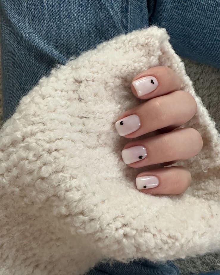 38 Timeless Neutral Short Nails For A Sophisticated Look