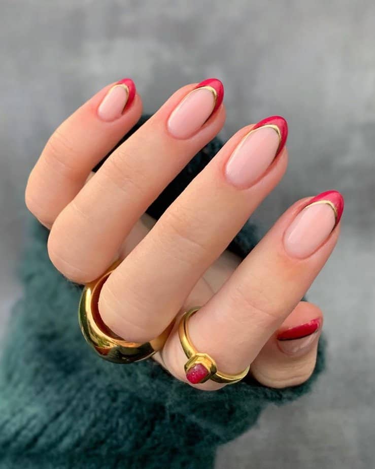 36 Glorious Gold Nails Fit For Royalty