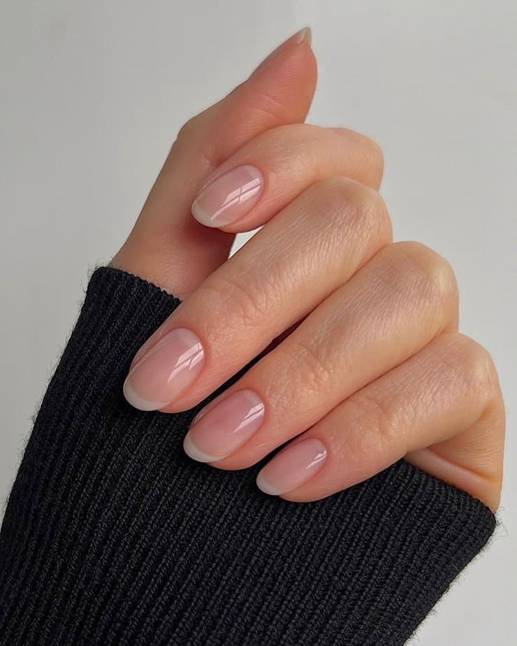 38 Timeless Neutral Short Nails For A Sophisticated Look