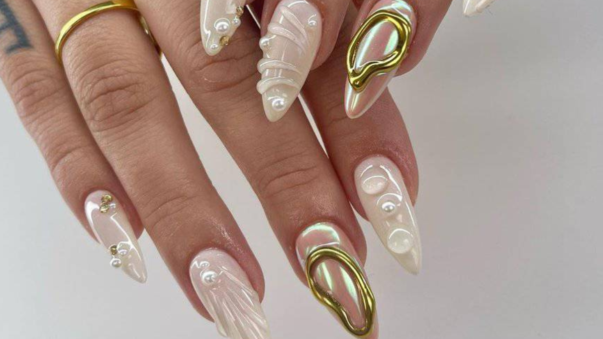 20 Radiant Acrylic Nail Designs That Are Beyond Beautiful