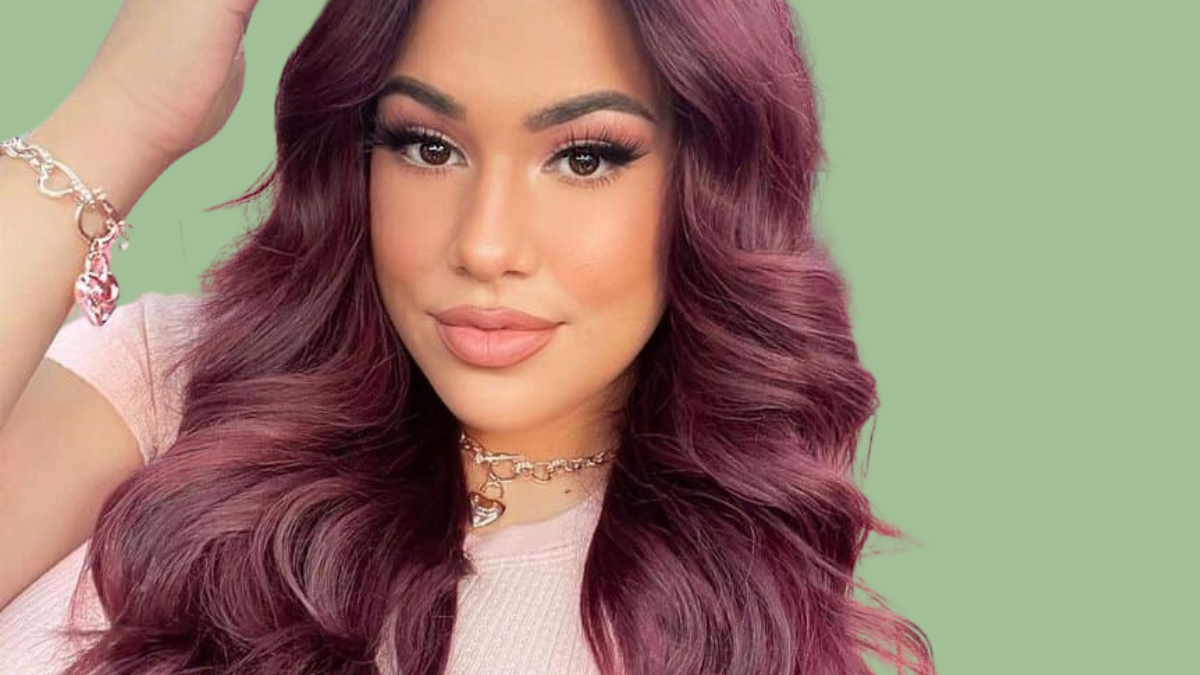 16 Dazzling Mahogany Hair Ideas for a Bold Yet Elegant Vibe