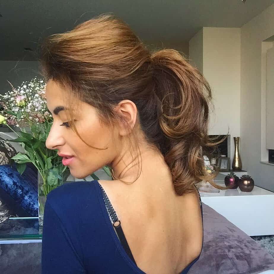 40 Messy Ponytail Looks For The Office AND The Dancefloor