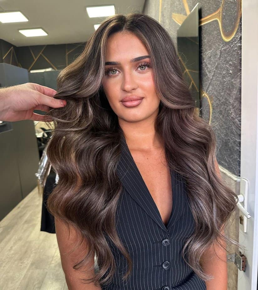 35 Trendsetting Brunette Balayage Ideas To Refresh Your Hair