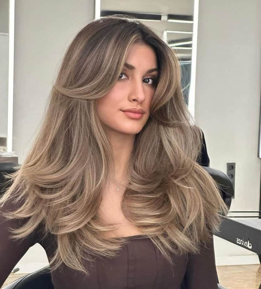 Turn Heads With These 36 Brown Hair With Blonde Streaks Ideas