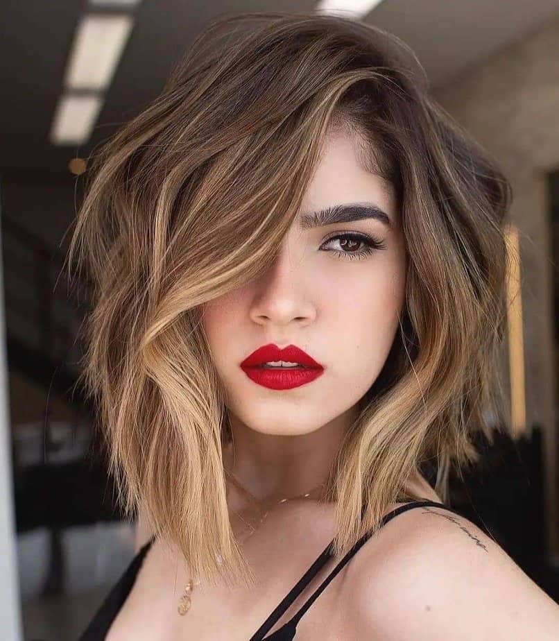 35 Classy Angled Bob Haircuts For A Polished Look