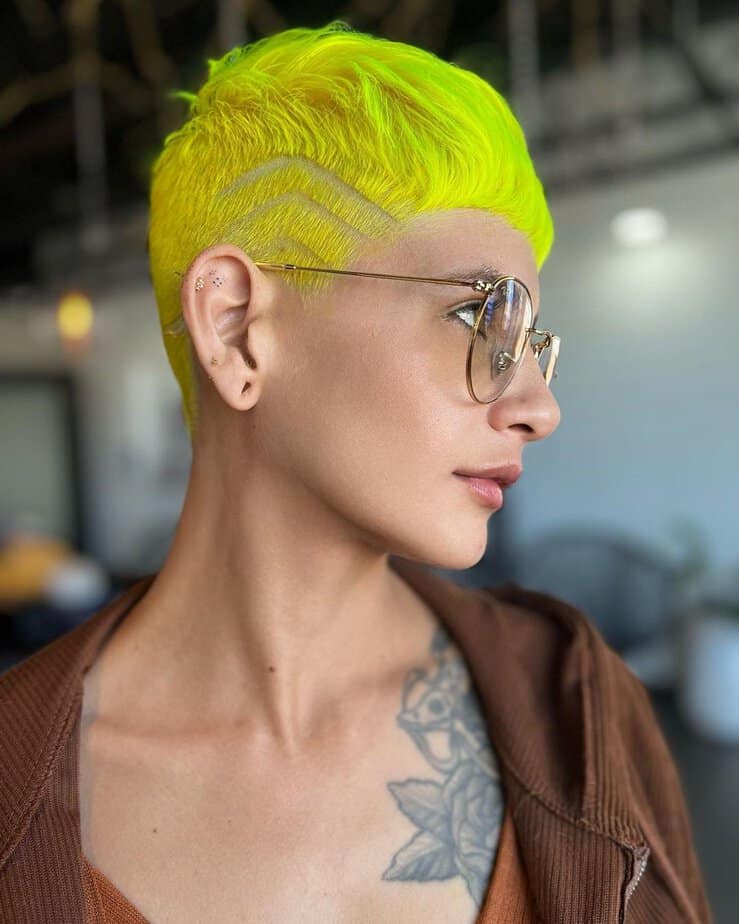 30 Vibrant Colored Pixie Cuts For A Bold Look