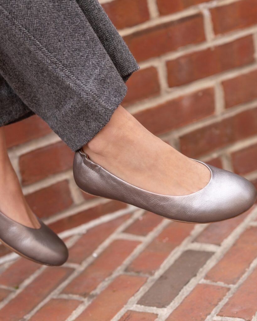 5 Reasons Why Metallic Flats Are The Fashion Staple (6)