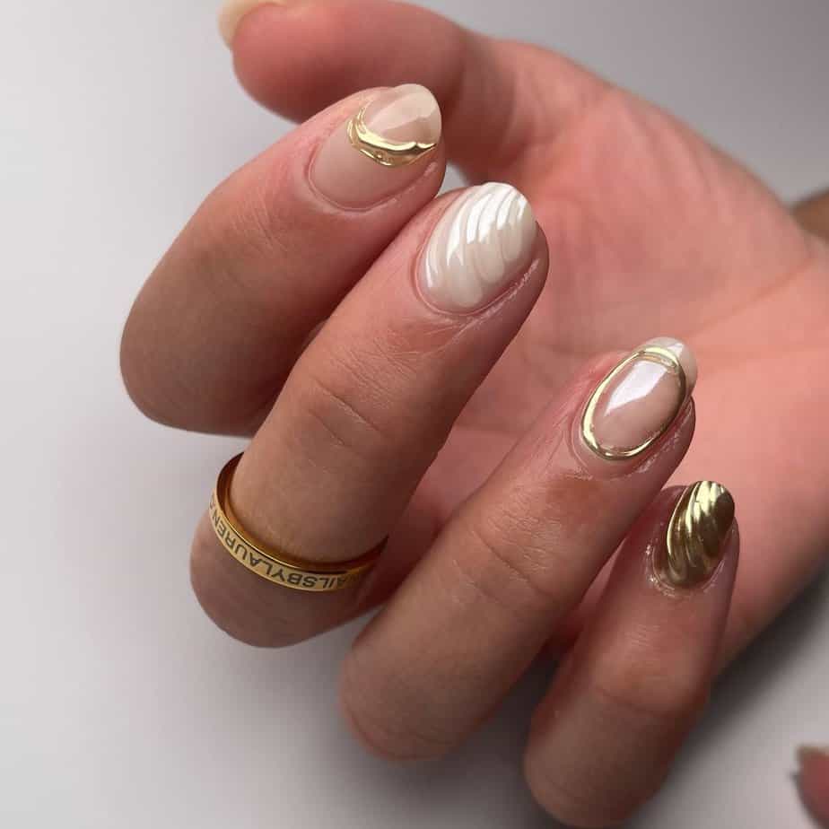 3D gel and gold chrome