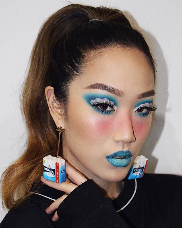 Blue ombre lips