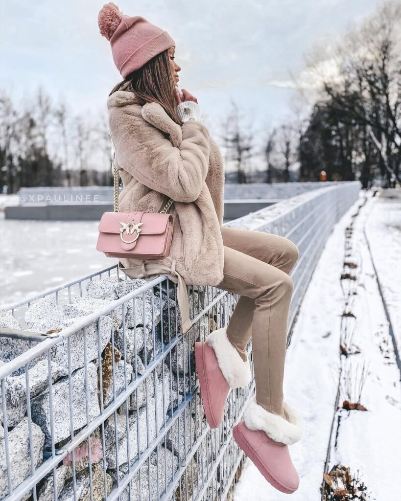 Cozy winter vibes with dusty pink boots