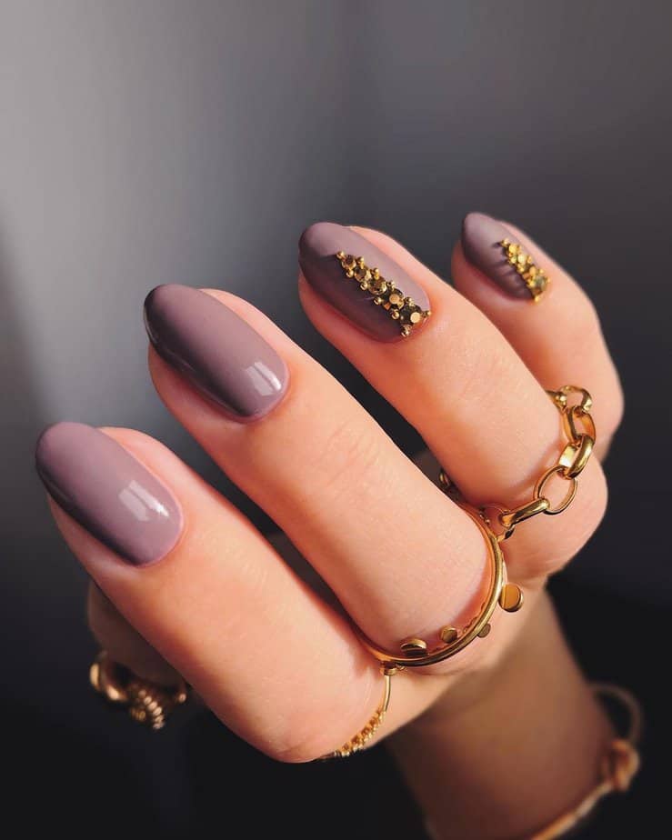 Golden gem nails