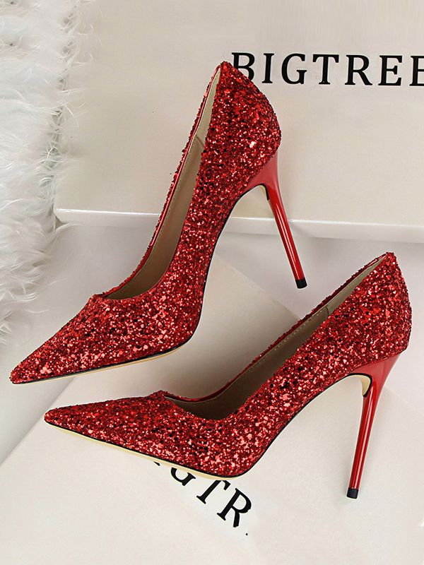 Forget the Red Lip, Ruby Shoes Are Here for Party Season Glam