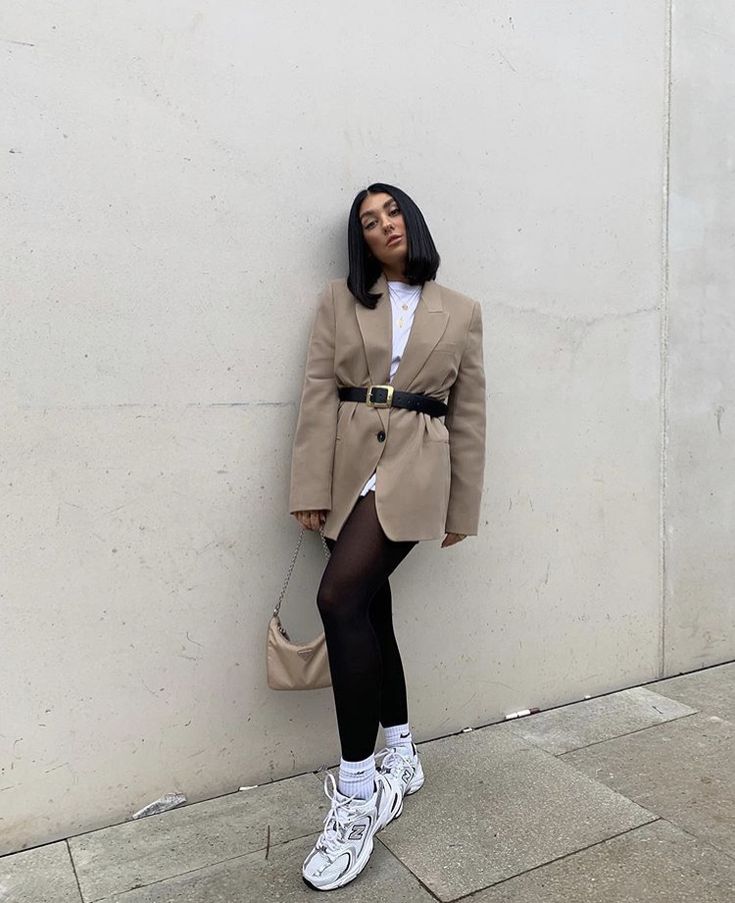 Your Guide to Styling Oversized Blazers in 9 Sleek Ways