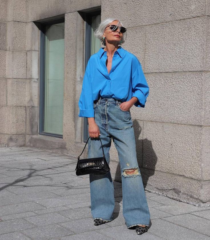 Simple Ways to Look Stylish at 50 and Beyond