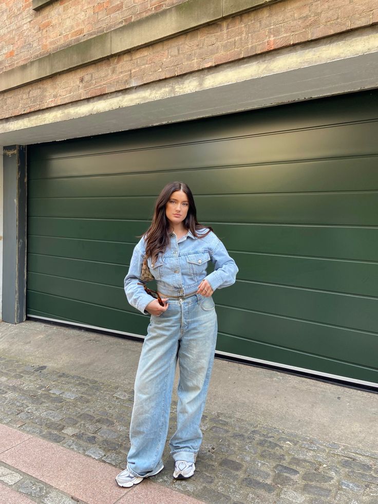 38605b7fc8fdb0b3dd323a25296f3e23