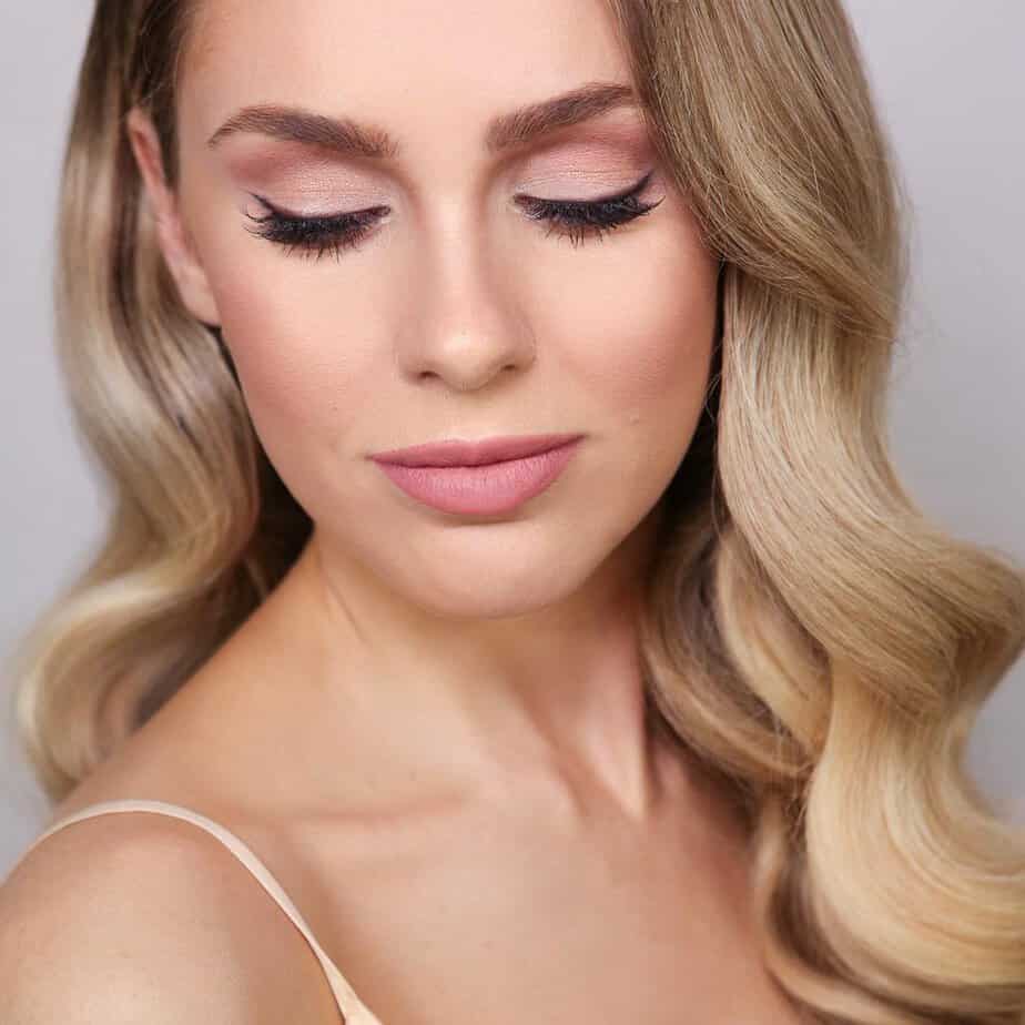 5. Soft rosy glam