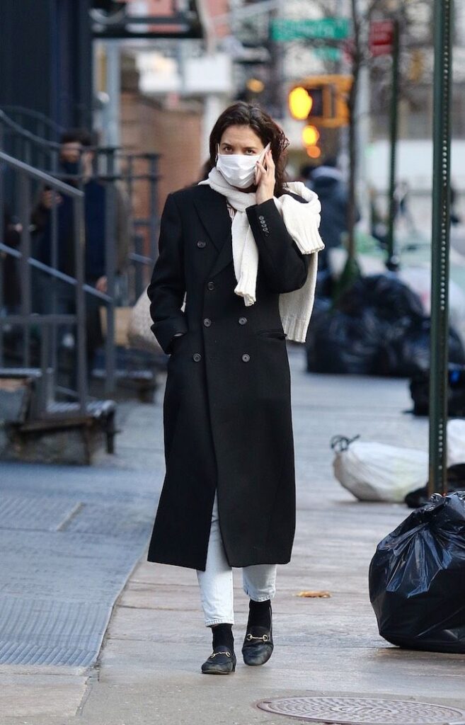 Katie Holmes’ Go-To Loafers Are Perfect for Effortless Airport Elegance—Here Are 9 Outfits to Copy Now!