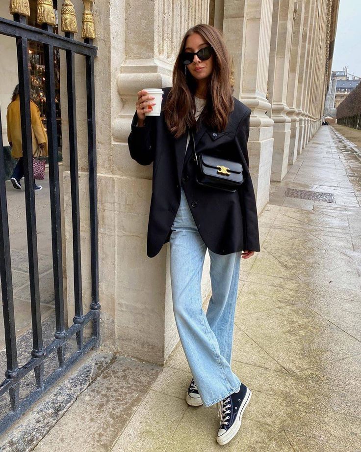 The Only Shoes You’ll Want to Pair with Full-Length Flare Jeans This Year