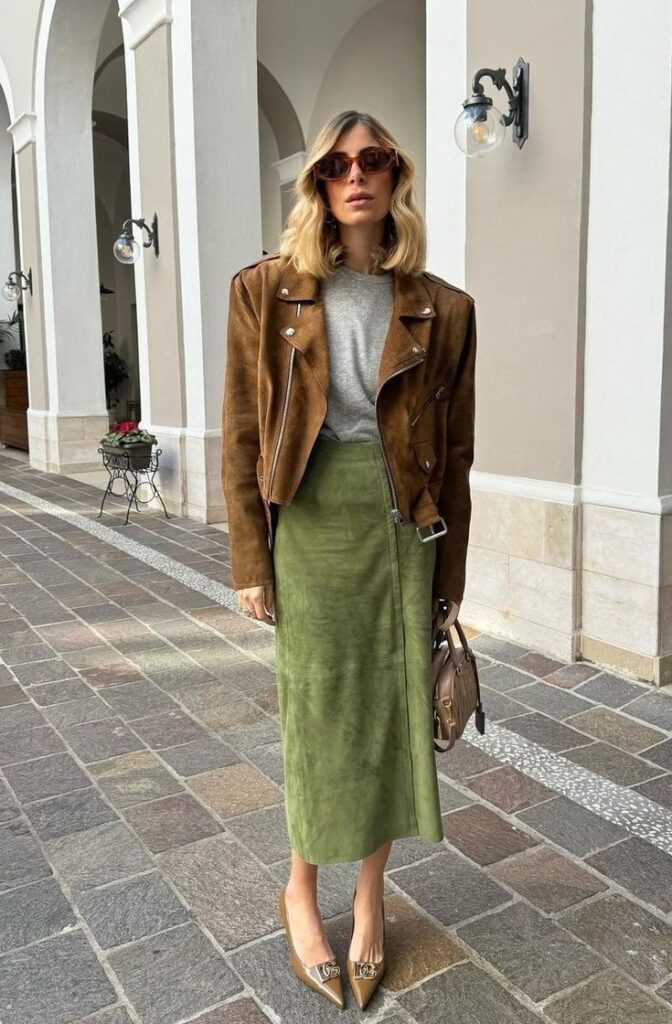 Is the Suede Skirt Your 2025 Must-Have? The Trend That’s Taking Over This Year