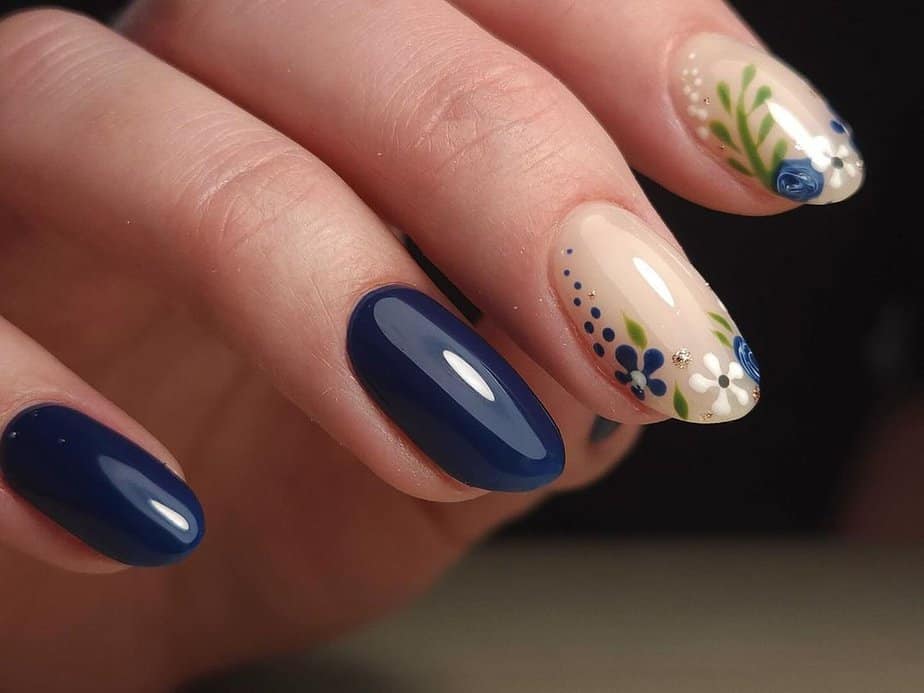 Floral cashmere nails